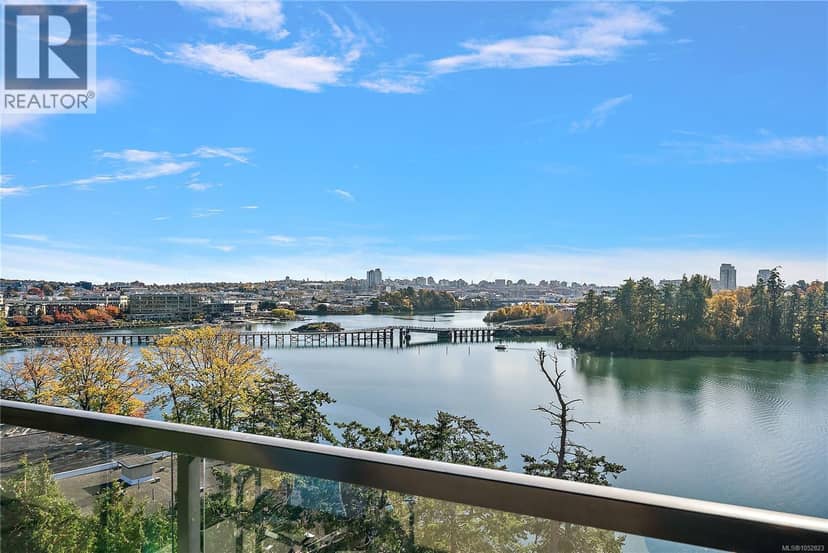 802 105 Gorge Rd E, Victoria