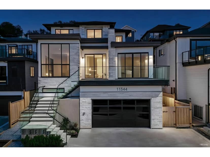 11344 River Road, Surrey