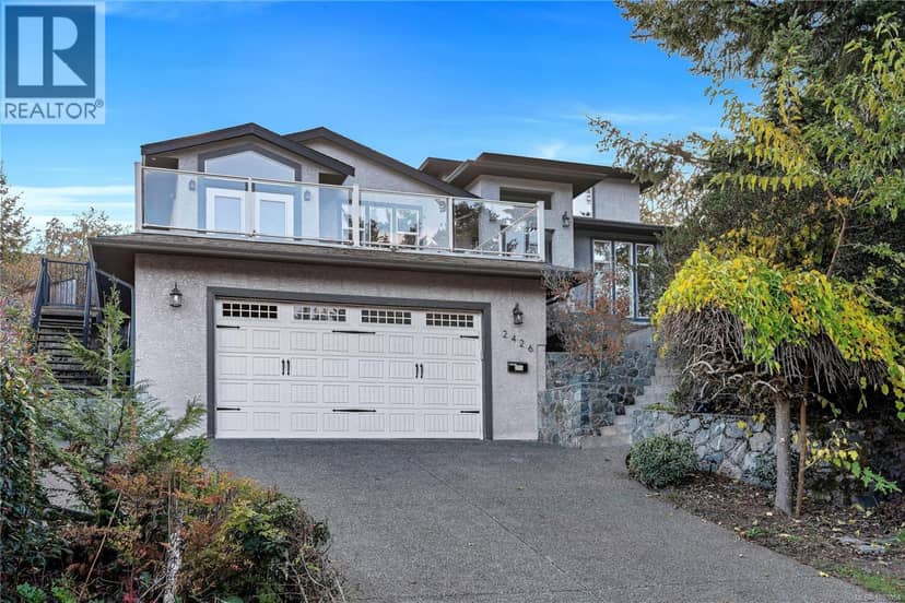 2426 Selwyn Rd, Langford