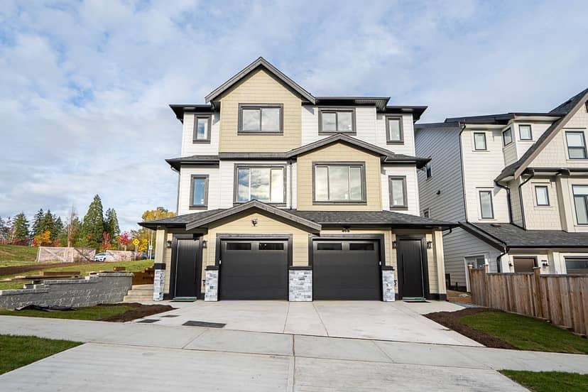 101 1840 165A Street, Surrey