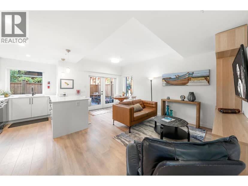 157 555 E 2nd Street, North Vancouver