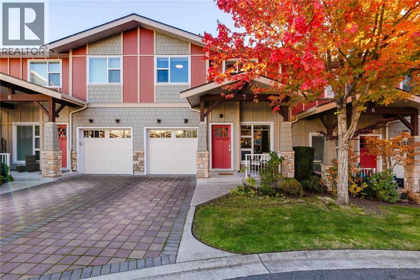 7 1900 Watkiss Way, View Royal