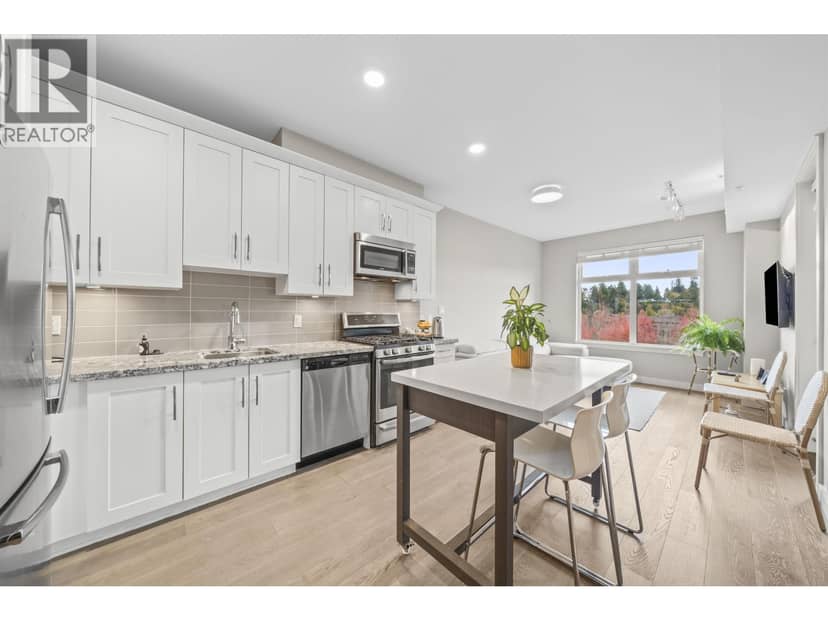 302 5011 Springs Boulevard, Delta