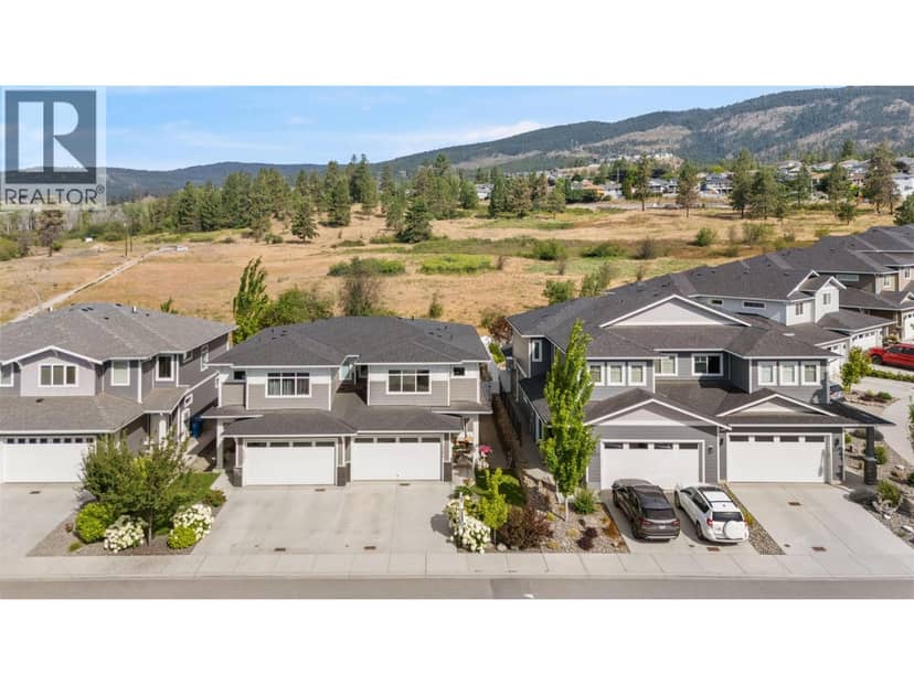 2394 Hawks Boulevard, West Kelowna