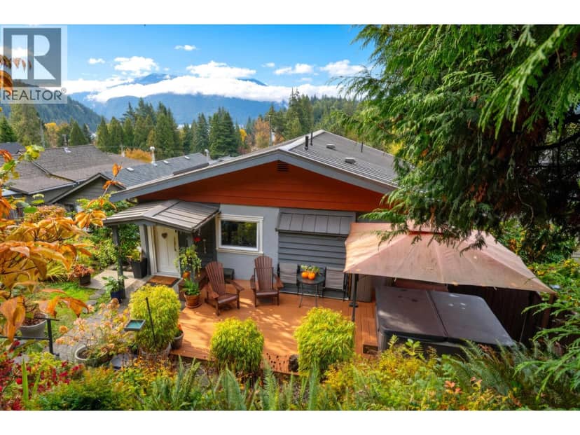 1912 Cliffwood Road, North Vancouver
