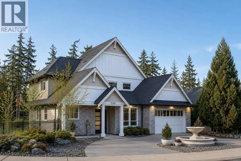 2168 Champions Way, Langford