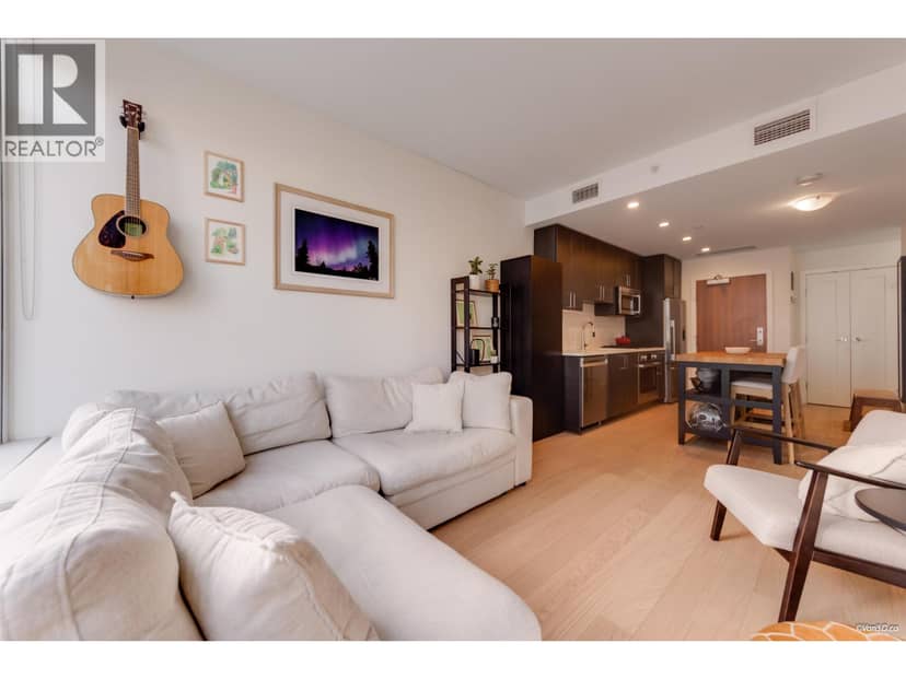 801 38 W 1st Avenue, Vancouver