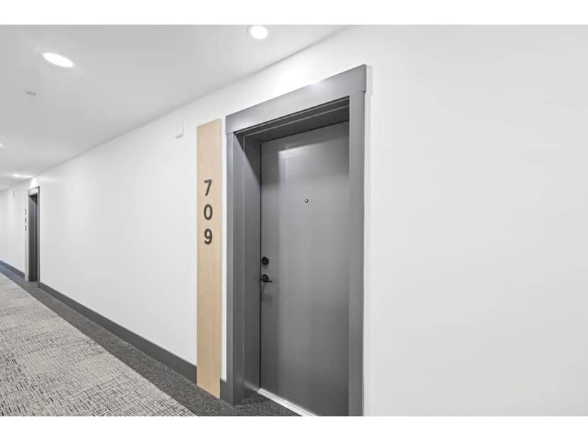 709 27254 Aldergrove Town Centre Drive, Langley