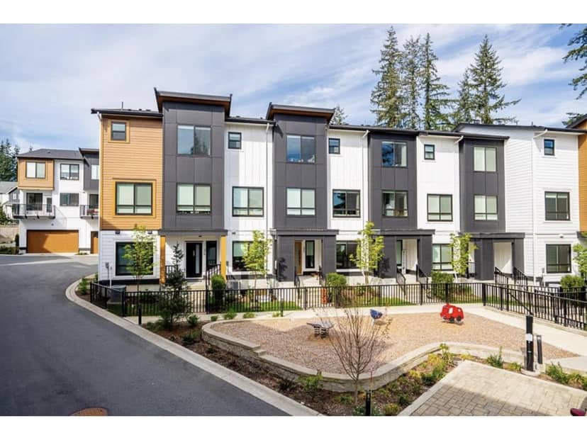 38 17538 100 Avenue, Surrey
