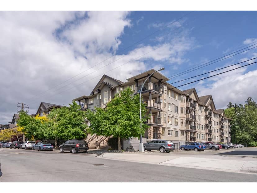 213 5438 198 Street, Langley