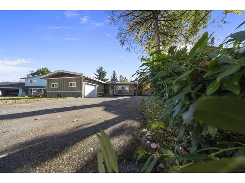17254 61B Avenue, Surrey