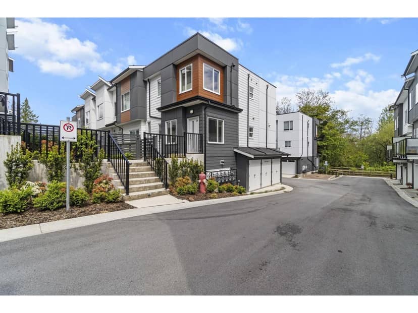 29 9652 162A Street, Surrey