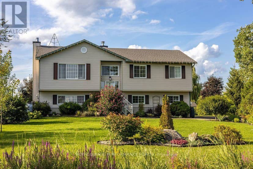 619 Slater Road, North Grenville