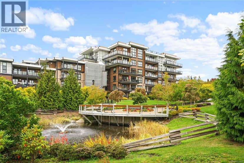 205 741 Travino Lane, Saanich