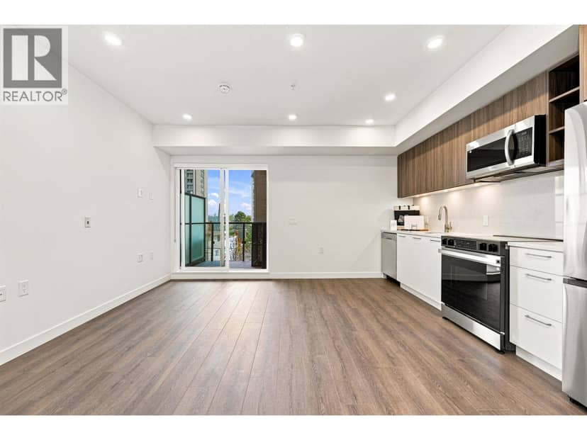 233 82 First Street, New Westminster
