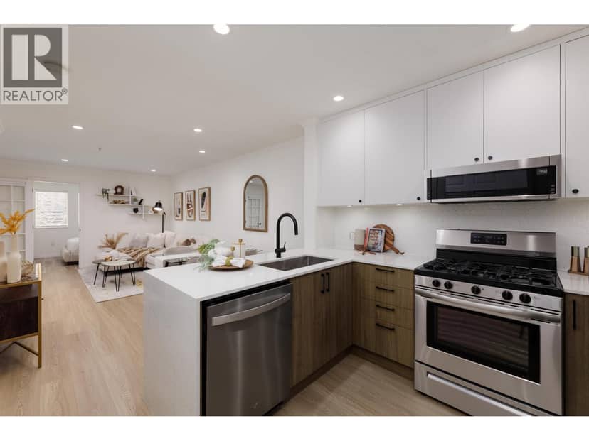 688 E 16th Avenue, Vancouver